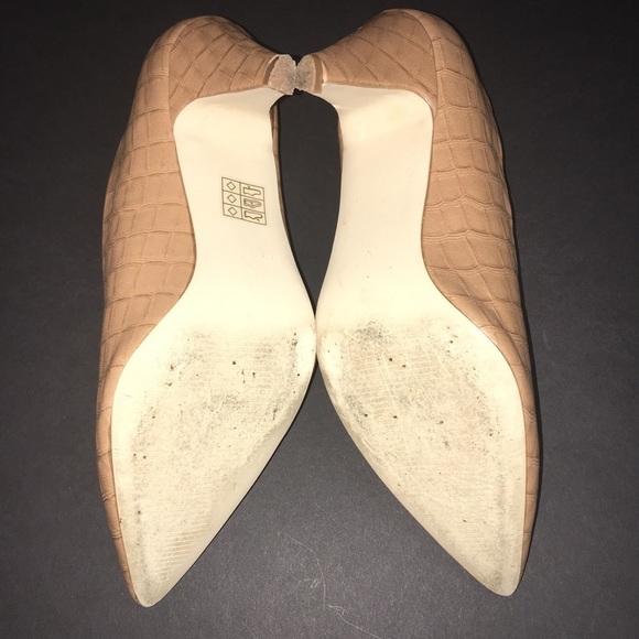 NASTY GAL amber tan heel, alligator print - Picture 4 of 8